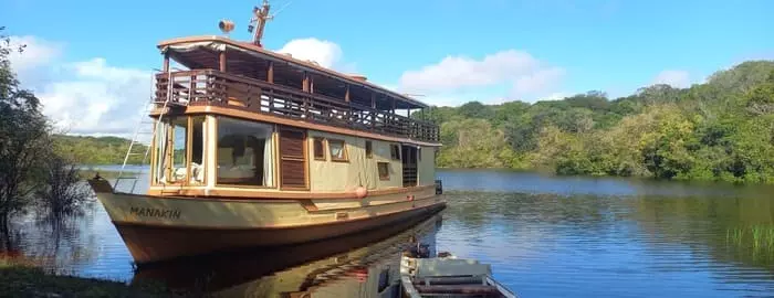 Amazon Emotions - Manakin Boat