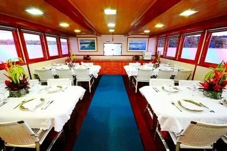 MV Anna Beatriz - restaurante