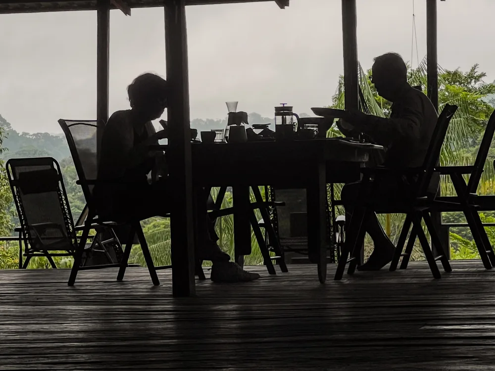  Private Rainforest Refuge - Dining area
